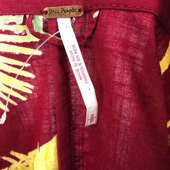 New Free People Malibu Romper Tropical Maroon Small - Picture 10 of 10